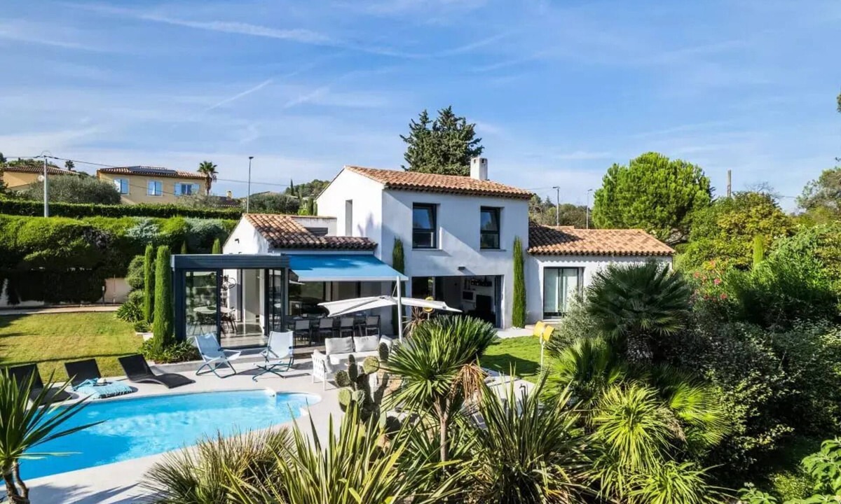 Biot Villa | 150-square-meter villa with a pool and pétanque court!