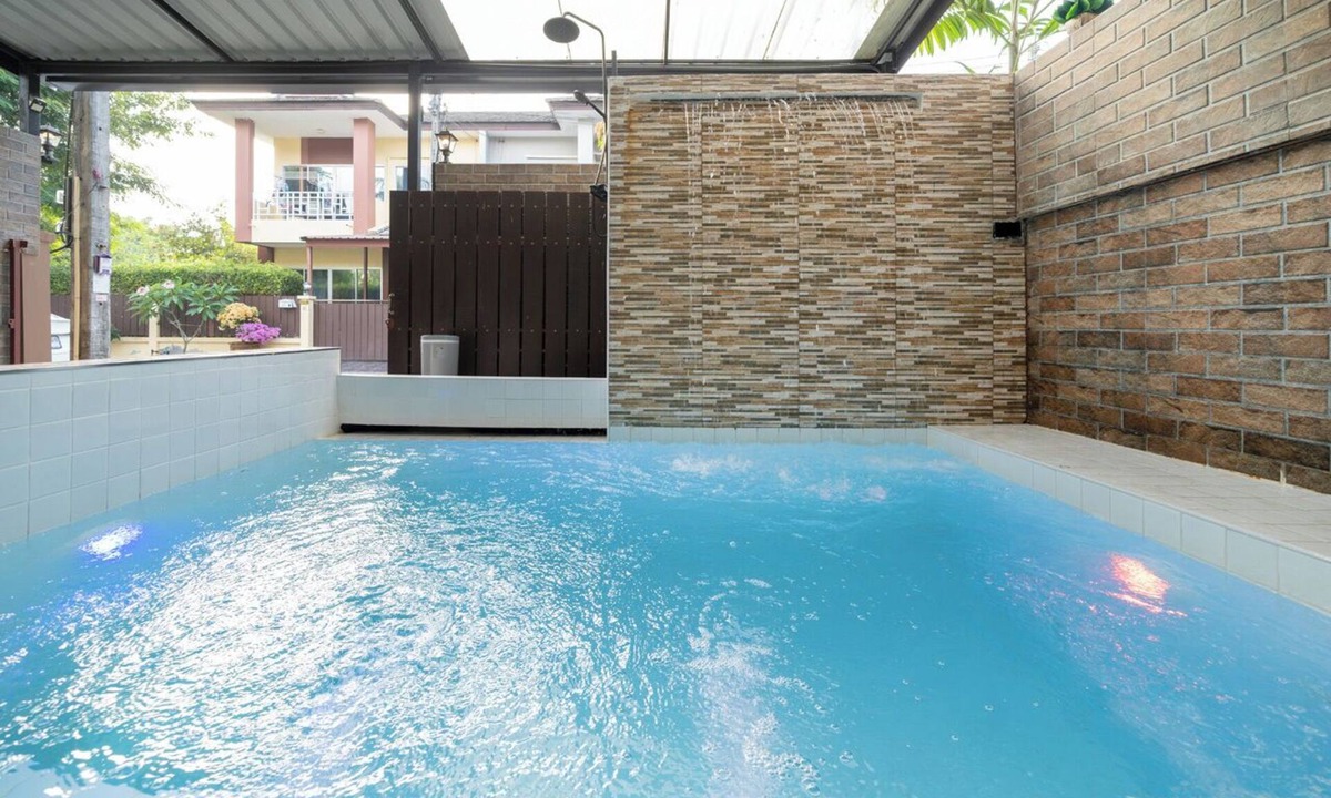 Cherngtalay Villa | 3 Beds Villa Laguna with Pool and Gym