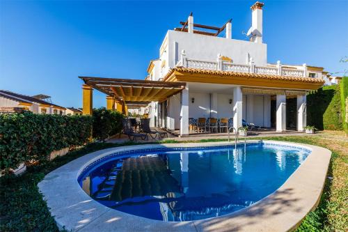 Torre del Mar House | A&N Private Pool Garden Villa with BBQ Torre del Mar
