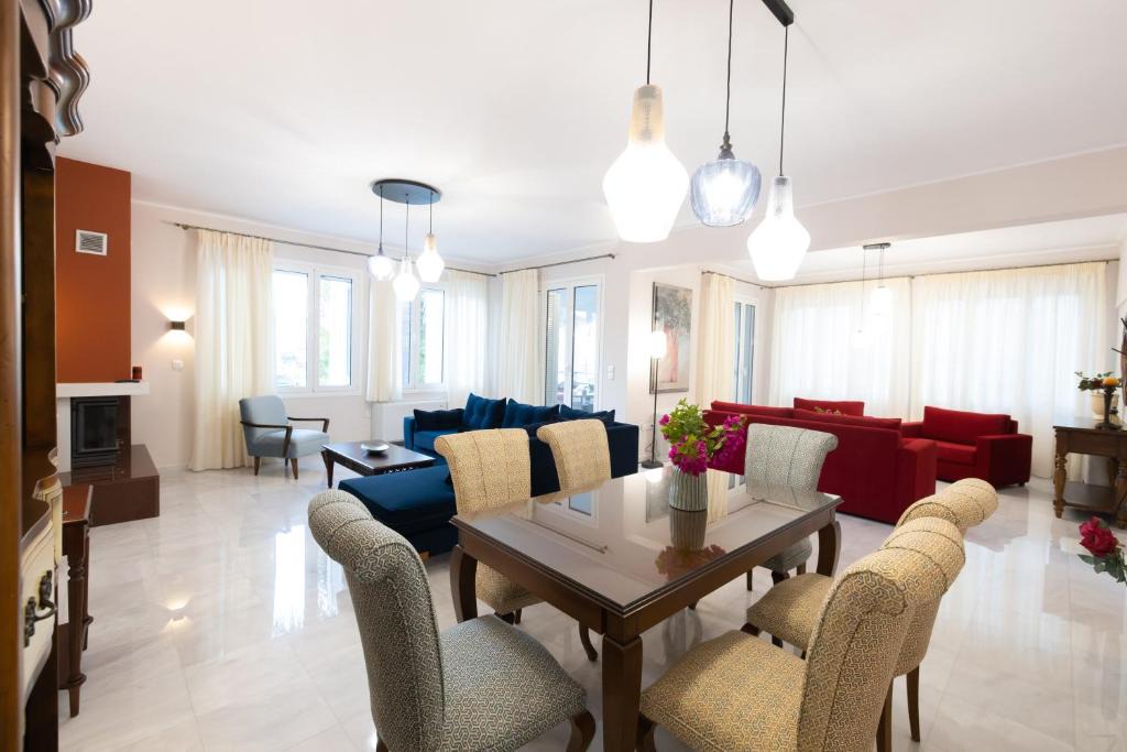 Nafplion City Centre Villa | AKAKIA VILLA NAFPLIO