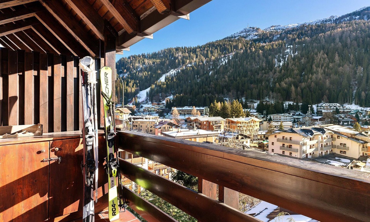 Palu Apartment | Apartment 'Casadegli Orsi' with Mountain View, Balcony and Wi-Fi