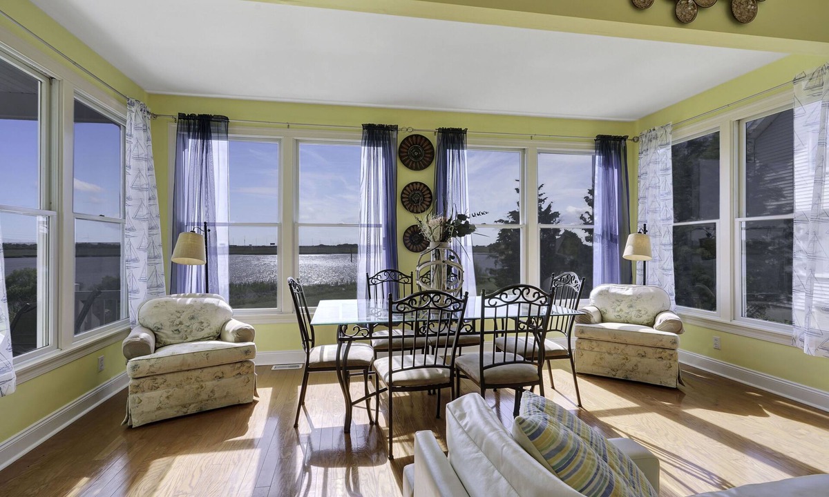 Atlantic City House | ATLANTIC CITY Waterfront Mansion 6BR Sleeps 18 Game Room Hot Tub & SUNSET VIEWS