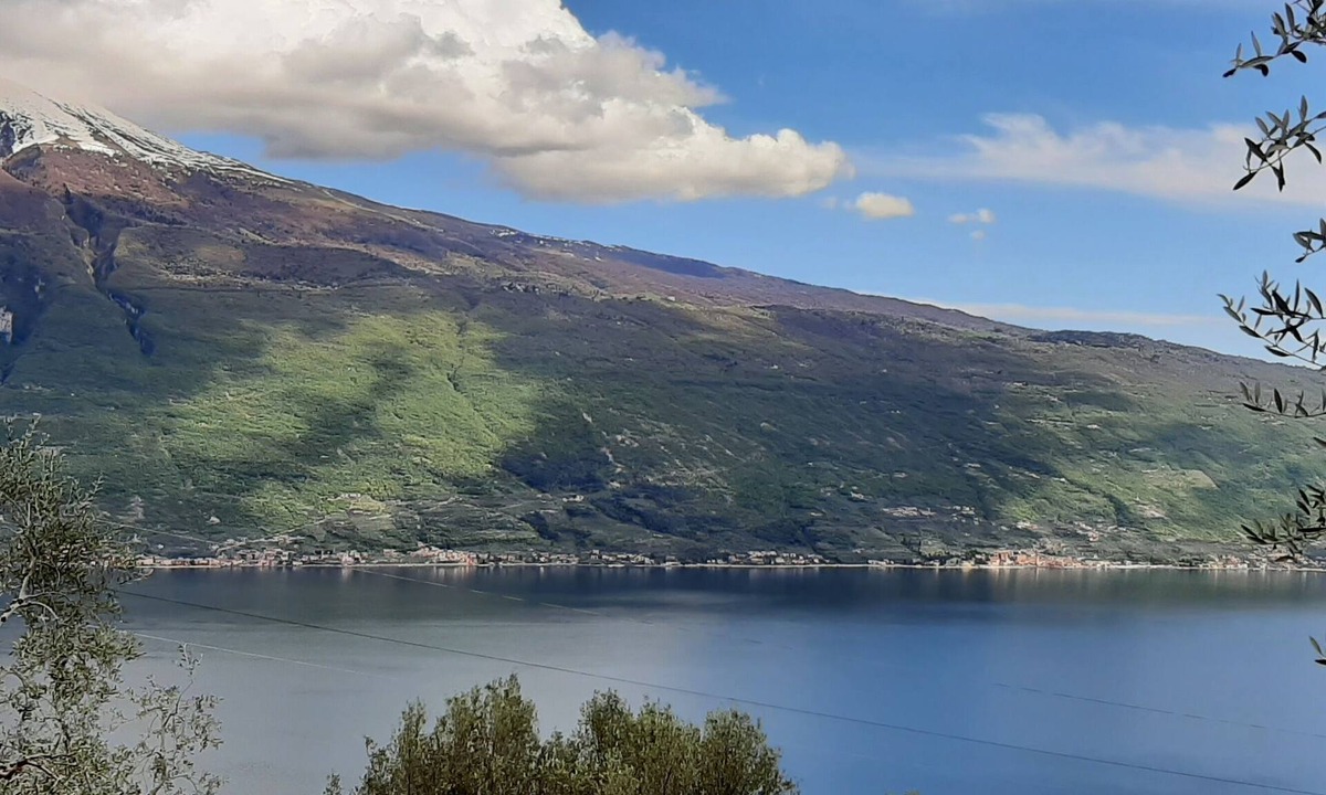 Oldesio Apartment | Casa Maffei PLUS apartment 4, 1st floor, balcony, wonderful lake view, parking