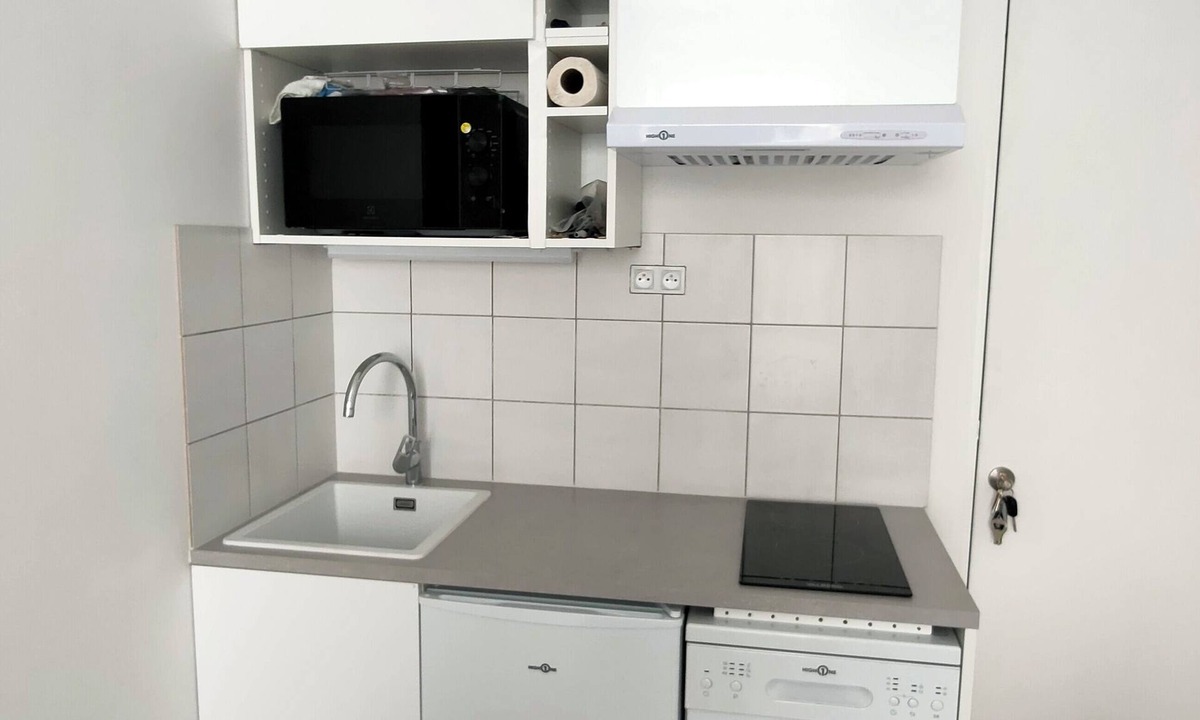 Quartier de la Goutte-d'Or Apartment | Charming studio 20 M2