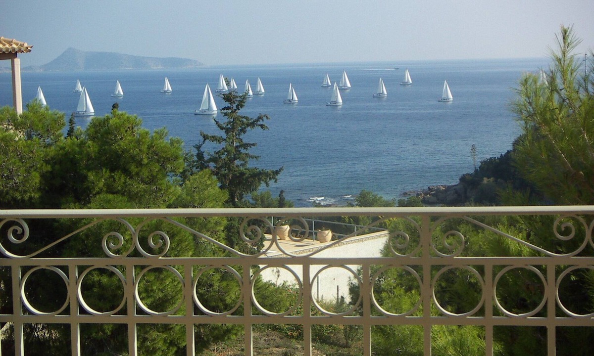 Agios Emilianos Villa | Charming, waterfront, sea view, 3-bedroom villa in the heart of Aghios Emilianos