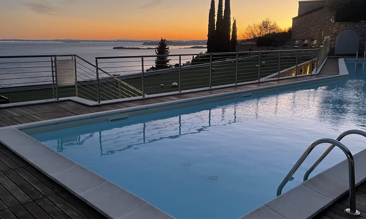 Toscolano Maderno Apartment | Deluxe Sunrise Sky Terrace, Design Apartment & Fantastic Lake View M1