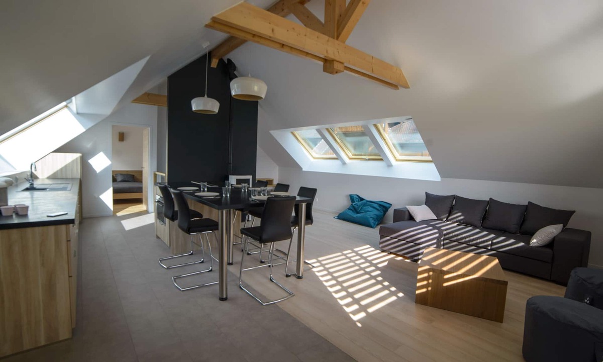 Menthon-Saint-Bernard House | Duplex in house for 4-6 people - View of Lake Annecy - Beach 200 m away