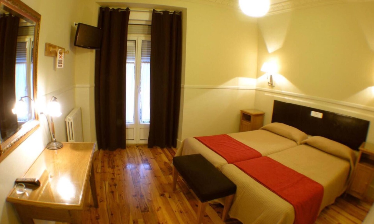 Cuenca Hostel | Hostal Canovas