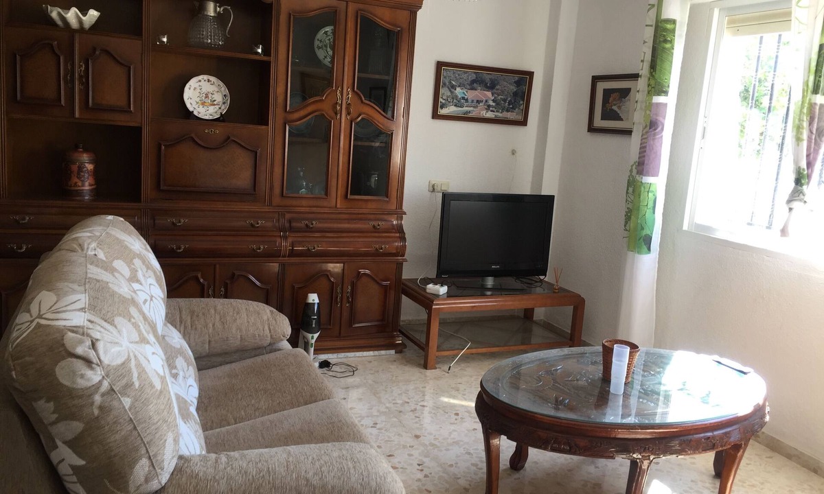 Velez-Malaga Apartment | large independent apartment