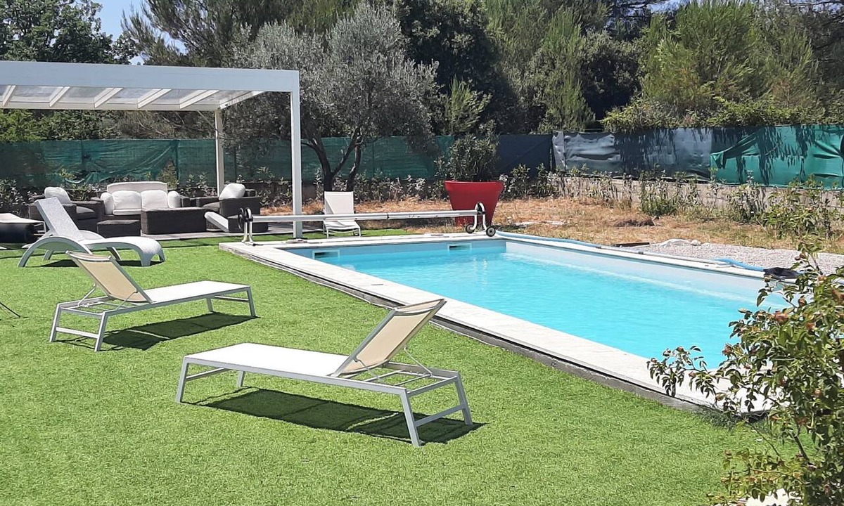 Regusse Villa | Location Villa Avec 2 Appartements Ind, Proche du Lac de Ste Croix et du Verdon
