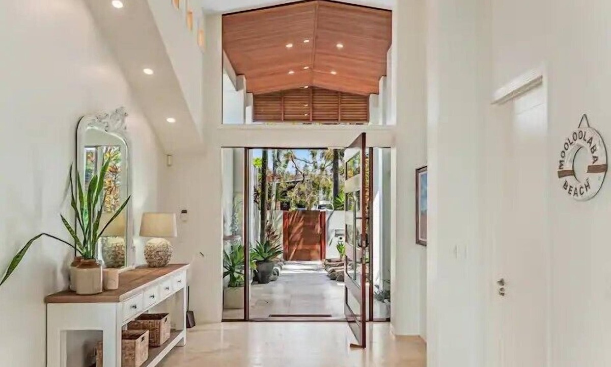 Mooloolaba Villa | Lux Tropical Haven Mooloolaba Moonda5