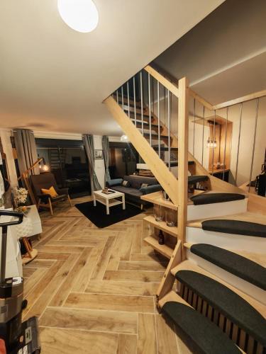 Elancourt House | Nice little duplex house in Elancourt village