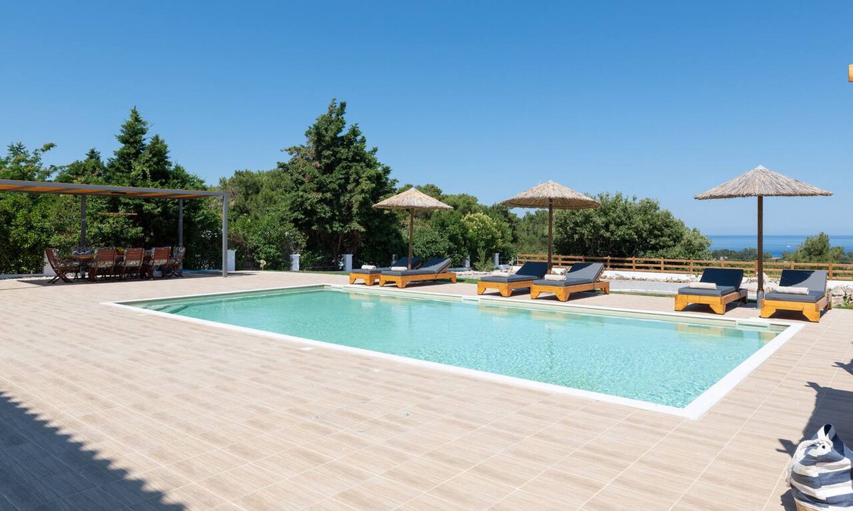 Kallithea Villa | Ocean Blue Villa in Asgourou