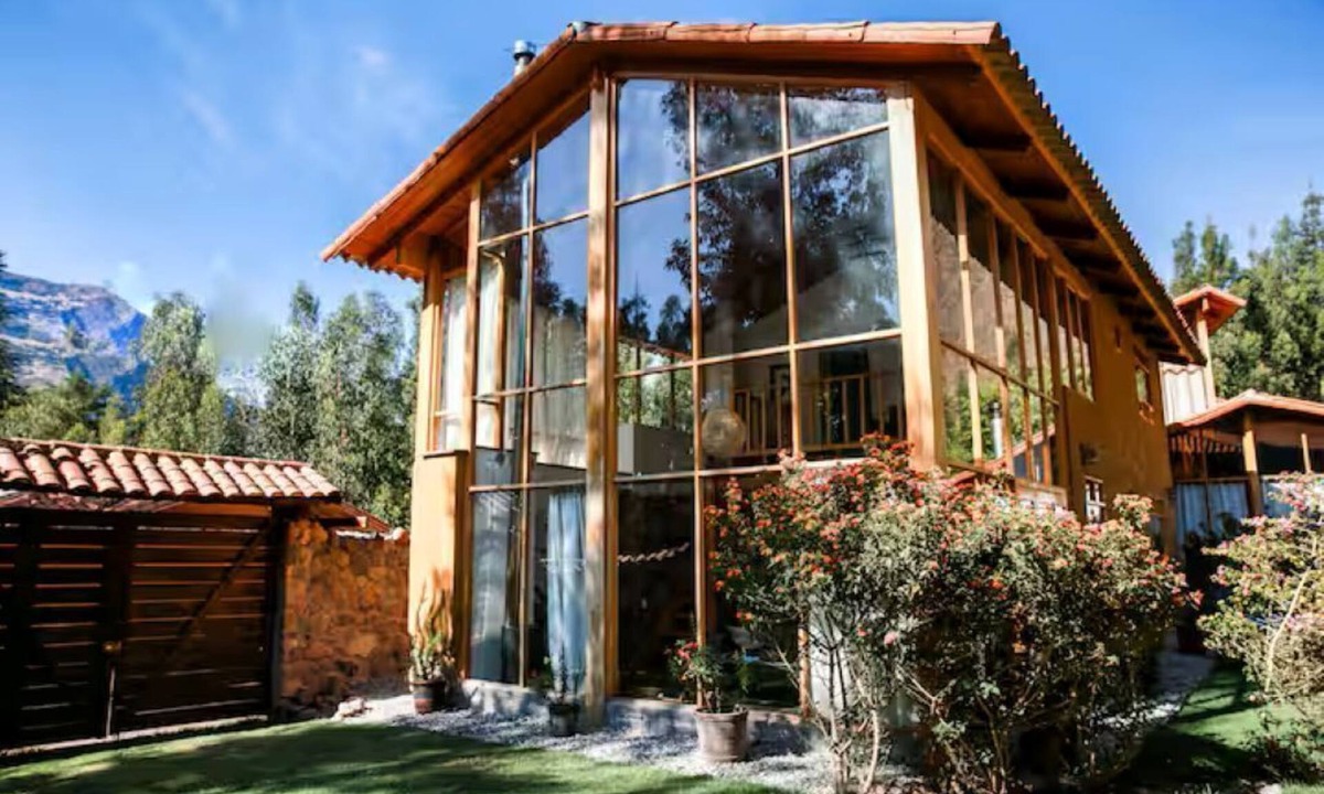 Huaran Villa | Rustic chic, sunny Villa in Sacred Valley, Cusco