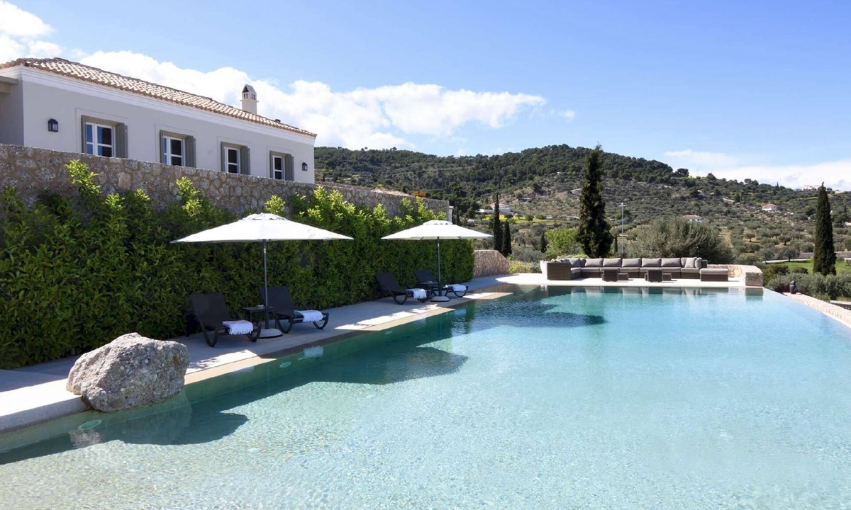 Spetses Villa | Spetses villa with pool and breathtaking views