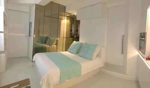 Old Town Apartment | Stone studio