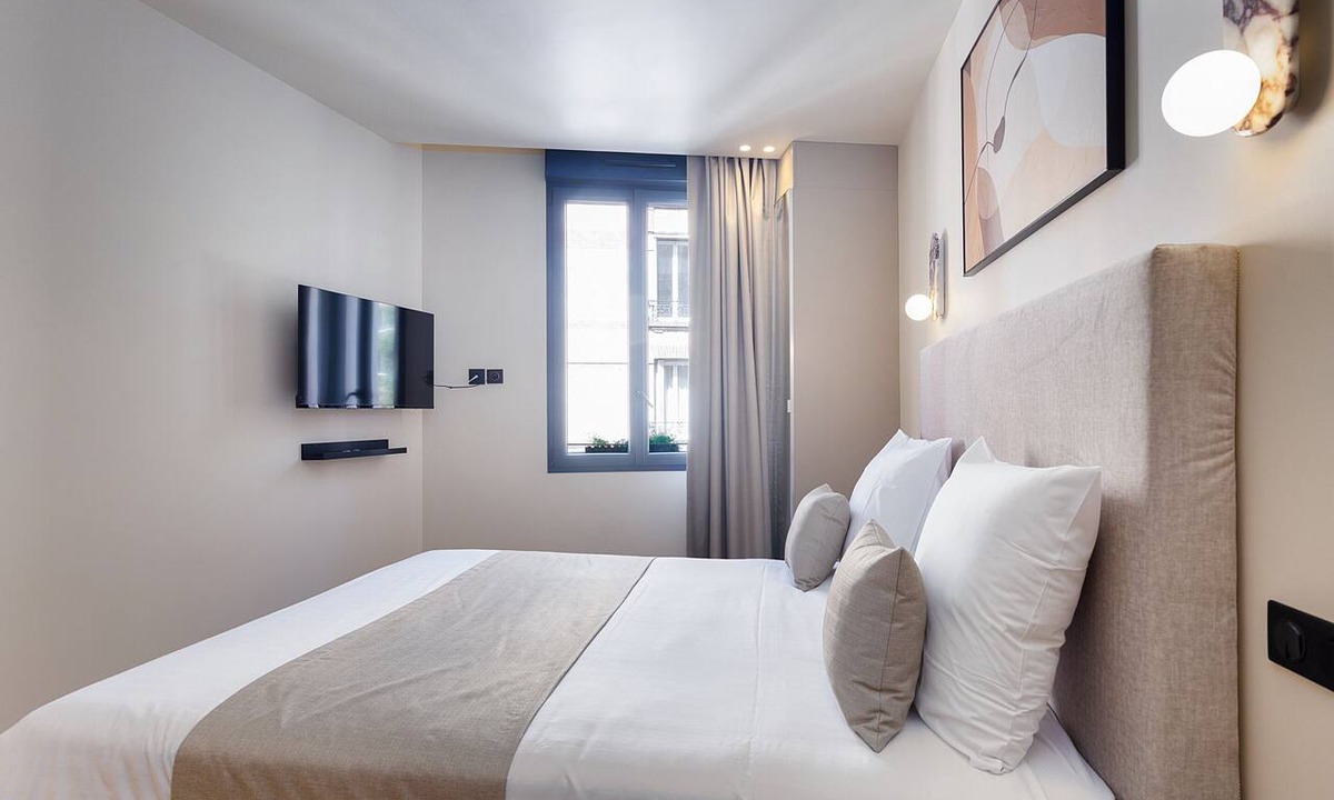 Billancourt–Rives de Seine Apartment | Studio-Superior-Wet room-City view