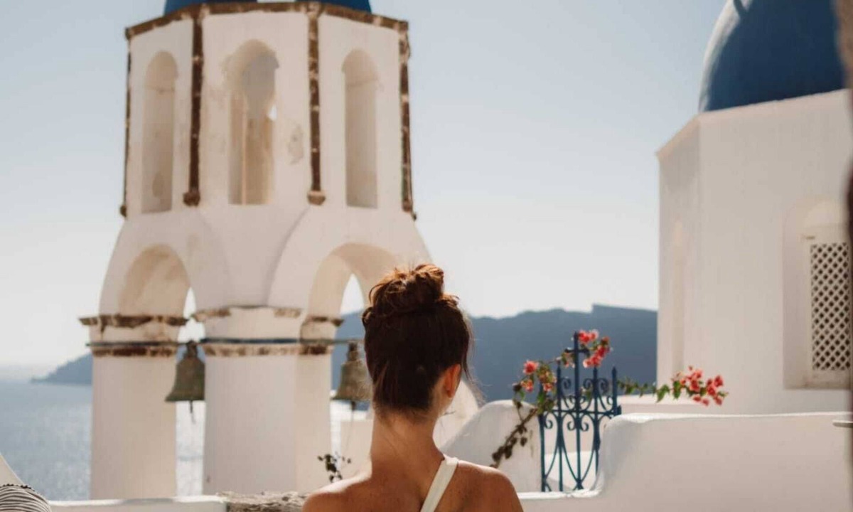 Oia Villa | The Blue Domes Cave Villa with outdoor Hot Tub and Caldera View, Villa
