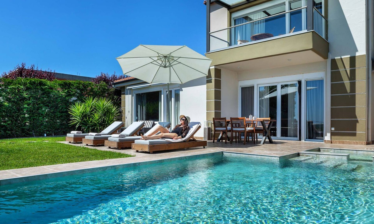 Pallini Villa | Villa Grande, luxury, heated pool, jacuzzi, excellence