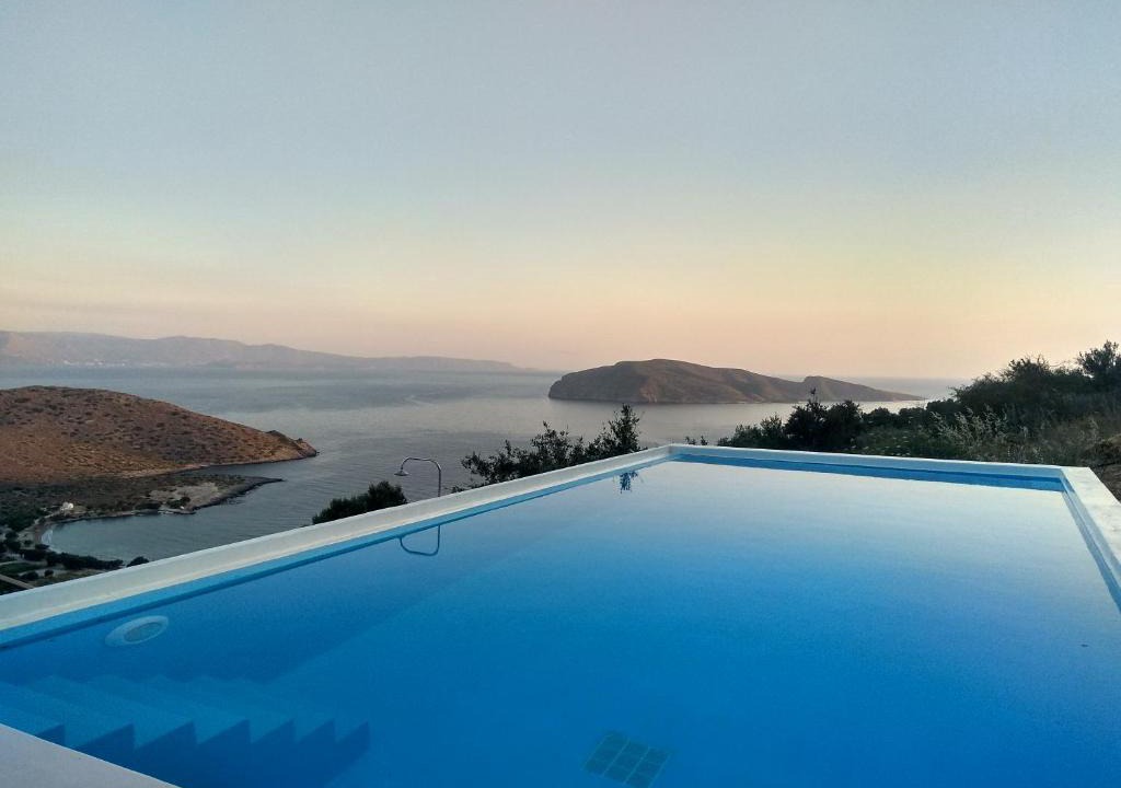 Pefki Villa | Villa Gusta