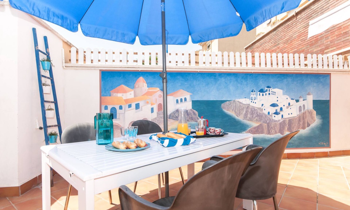 Cervello Villa | Villa Lucrezia Barcelona :) Breakfast Included :)
