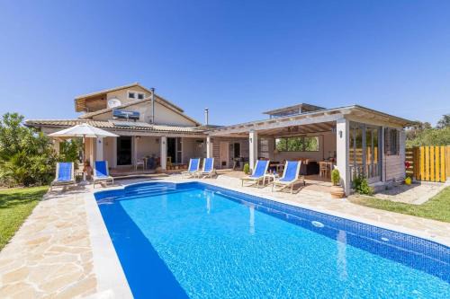 Roda Villa | Villa Marilisa by Villa Plus