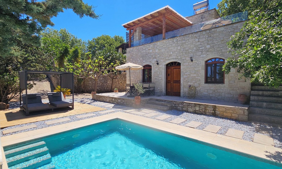 Atsipópoulon House | Villa Sifina, natural stone villa with sea view. 5 minutes drive to the beach,