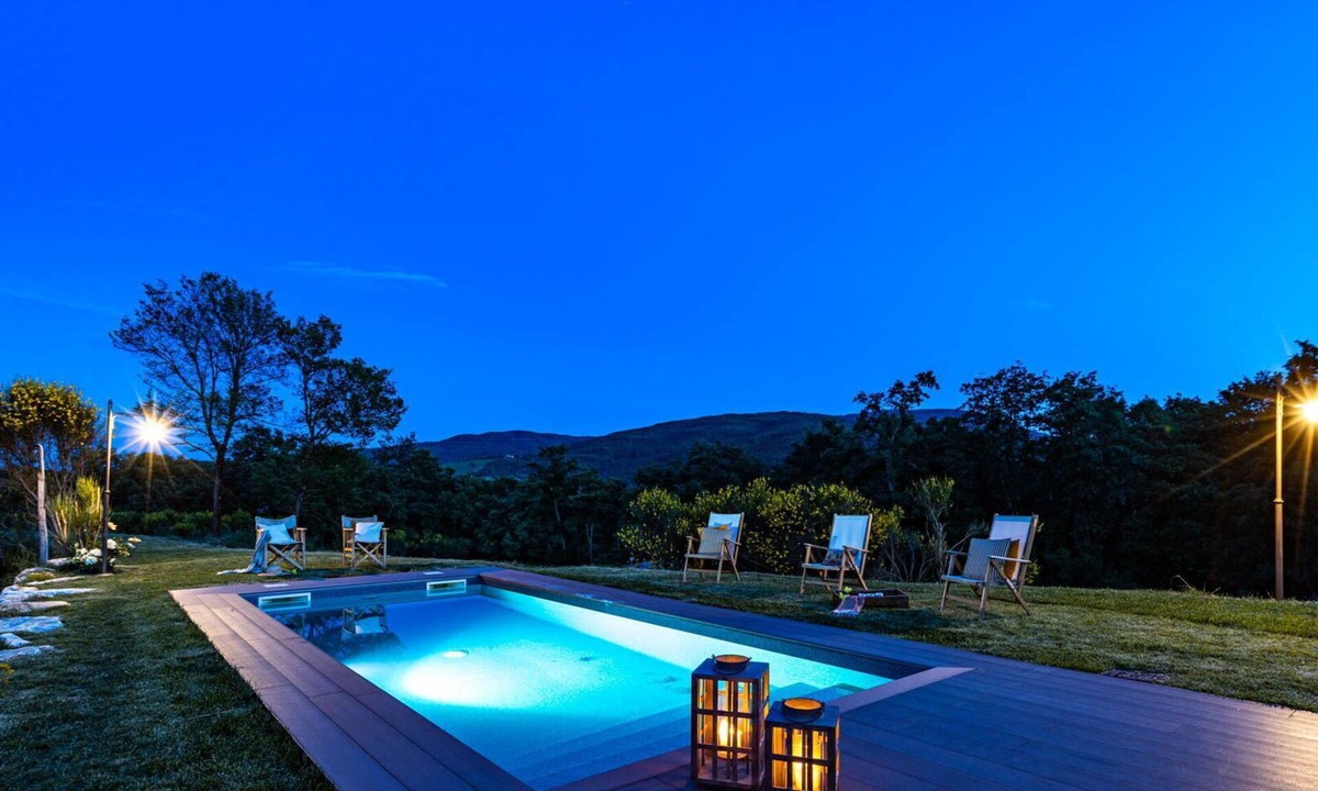 Radicondoli Villa | Wonderful private villa for 12 guests with WIFI, private pool, A/C, TV, veranda and pets allowed