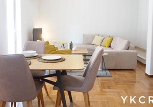 Comfy apartment only 5mins walk to Mt. Lycabettus