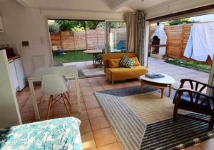 Maisonnette Pointe Rouge indépendante avec jardin au calme
