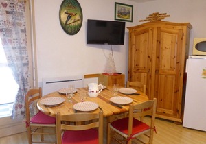 Studio cabin for 6 in Contamines-Montjoie with private parking