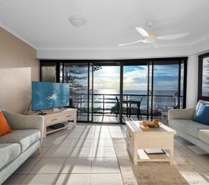 Phoenix Apartments David Way Coolum Beach Linen Bond 