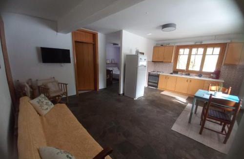 Aria Apartment | Σπίτι σε ελαιώνα, house in an olive grove
