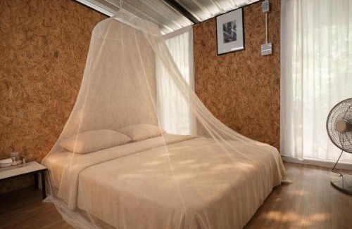 Thai Mueang House | แม่ไพโฮมสเตย์ ล่องแพกอนโดล่า