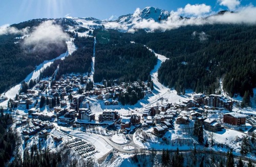 La Perriere Apartment | 150m from resort center, 5th floor, balcony, ski locker, 41m², La Tania