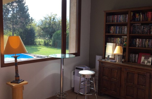 Saint-Jorioz House | 400 m from the lake, architect villa 300 m2. swimming pool on 2000 m2 of land.