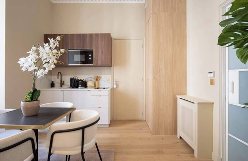 9th Arrondissement Apartment | A Lively 1-BR with Services in Opera - St Georges