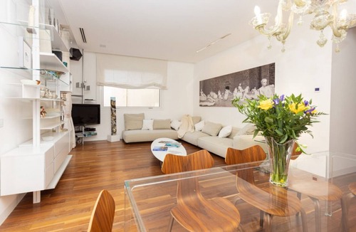 Carrieres - Malbousquet Apartment | About this spaceWelcome to my spacious and bright designer apartment, completely renovated and furnished with custom-made furniture. Equipped with air conditioning and a sophisticated Sonos audio system, it offers you unique comfort and atmosphere.Just a