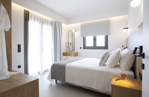 Lefkada Town House | Achillion Suites