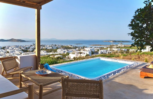 Naousa Villa | 𝙰𝚎𝚝𝚑𝚎𝚛𝚘𝚗 𝚅𝚒𝚕𝚕𝚊, Naoussa