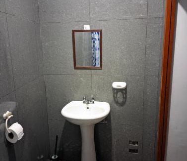 Aguas Calientes House | Aguilar Apaza Family