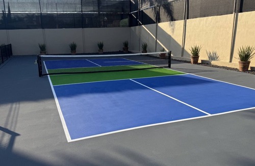 San Antonio Tlayacapan House | Ajijic Modern 2 Bedroom-AC-Bikes-Gym-Pickleball Court-Golf Cart-Scooters