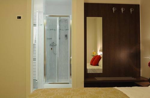 Gonars Hotel | Albergo Leon Bianco