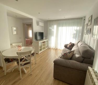 Alcala de Henares Apartment | ALCALA LUXURY piso de 80m con 3 habitaciones 2 baños y terraza