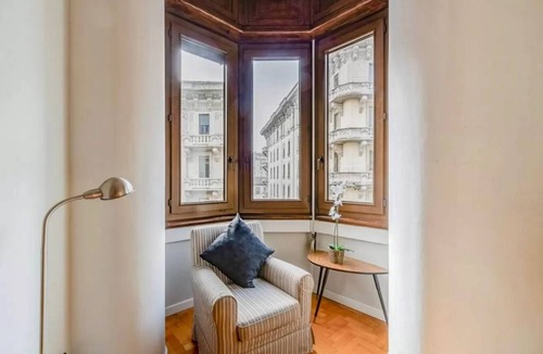 Milan Centre Villa | Apartment Ebbasta - Two Bedroom Villa, Sleeps 5