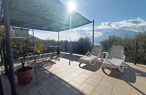Assenza House | Appartamenti Casa Nina, lago,montagne, uliveti