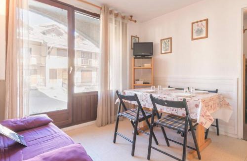 Montgenevre Apartment | Appartement cosy 5 pers avec casier à skis - Montgenèvre, centre village - FR-1-330D-4