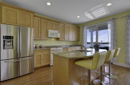 Atlantic City House | ATLANTIC CITY Waterfront Mansion 6BR Sleeps 18 Game Room Hot Tub & SUNSET VIEWS
