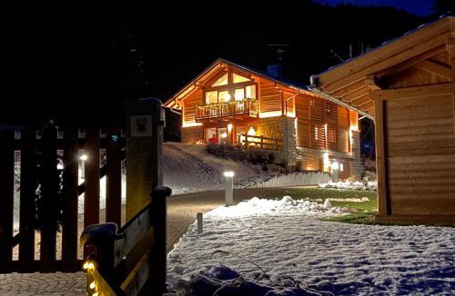 Strembo Bed & Breakfast | B & B Chalet Plan