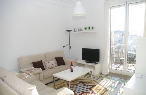 Ciutat Vella Condo | Beautiful and spacious apartment in the center of Valencia with WIFI